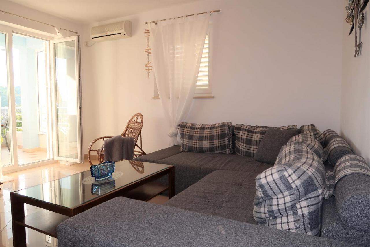 Nikas1 Rabac Apartment Exterior photo